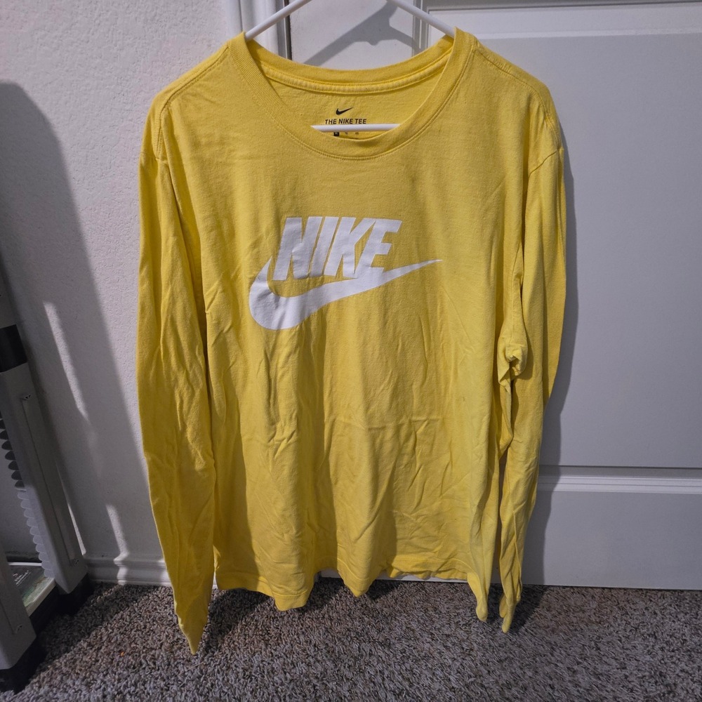 Nike Mens Long Sleeve Graphic T-Shirt Yellow White Swoosh Logo XL Regular Fit - Picture 2 of 8